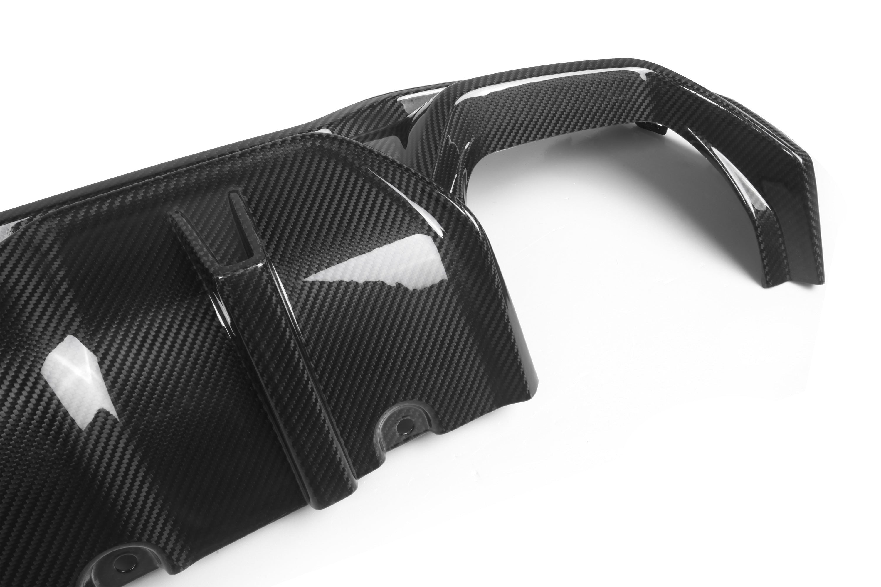 Sooqoo Style Pre Pregged Dry Carbon Fiber Rear Diffuser for BMW 4 Series G22 G23 2020+