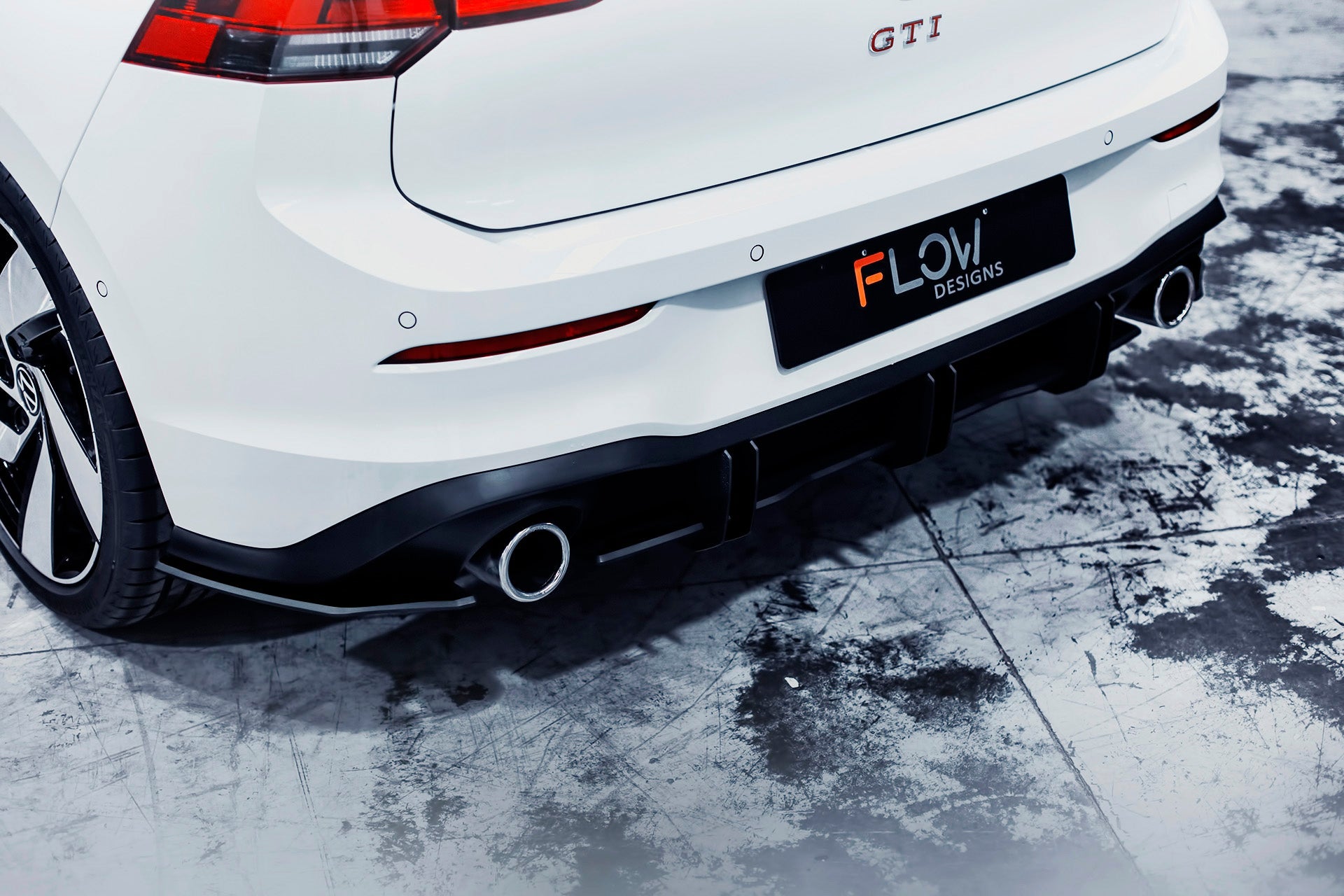 Volkswagen MK8 Golf GTI Flow-Lock Rear Diffuser (GLOSS BLACK)