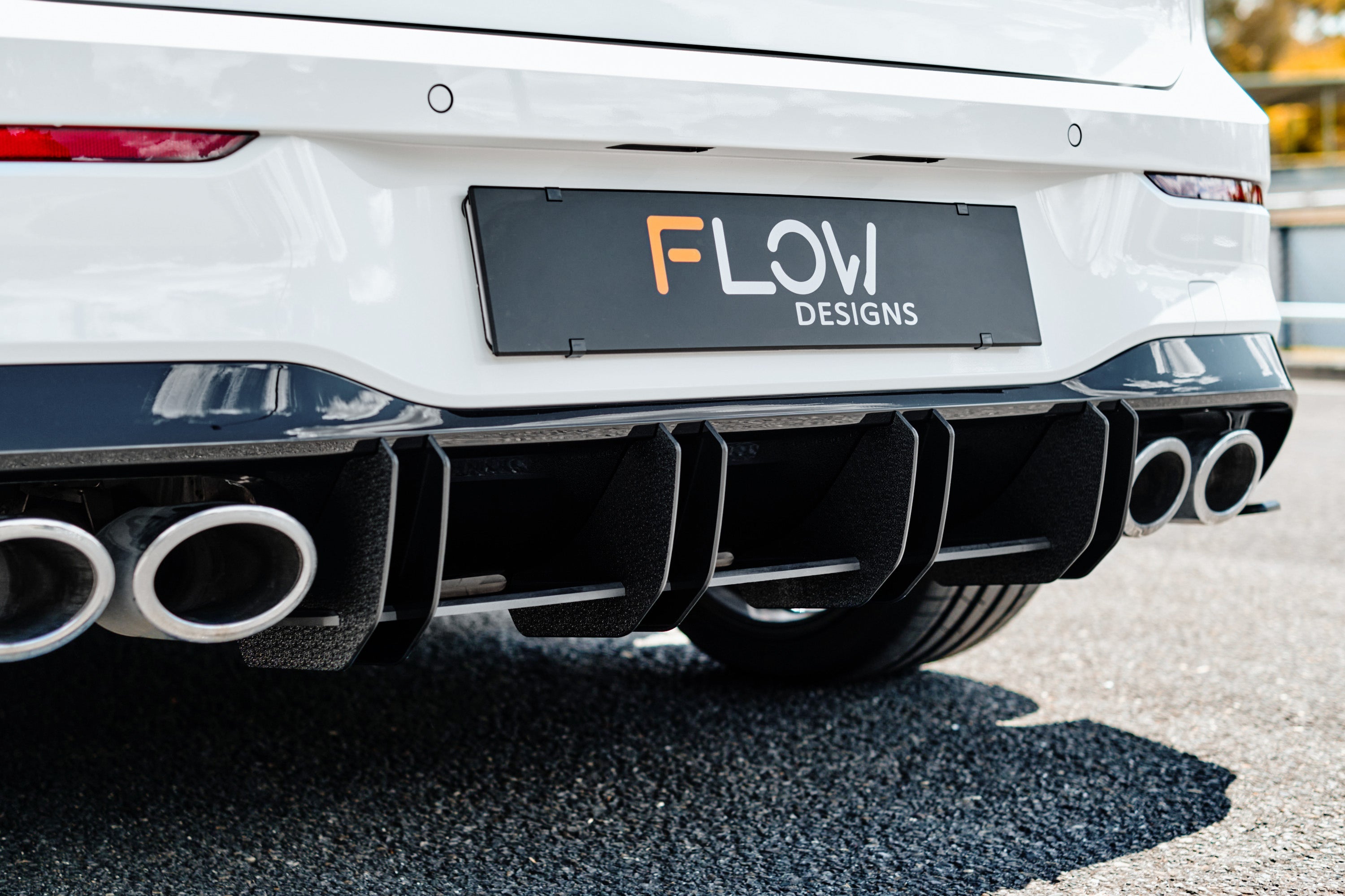 Volkswagen MK8 Golf R Flow-Lock Rear Diffuser