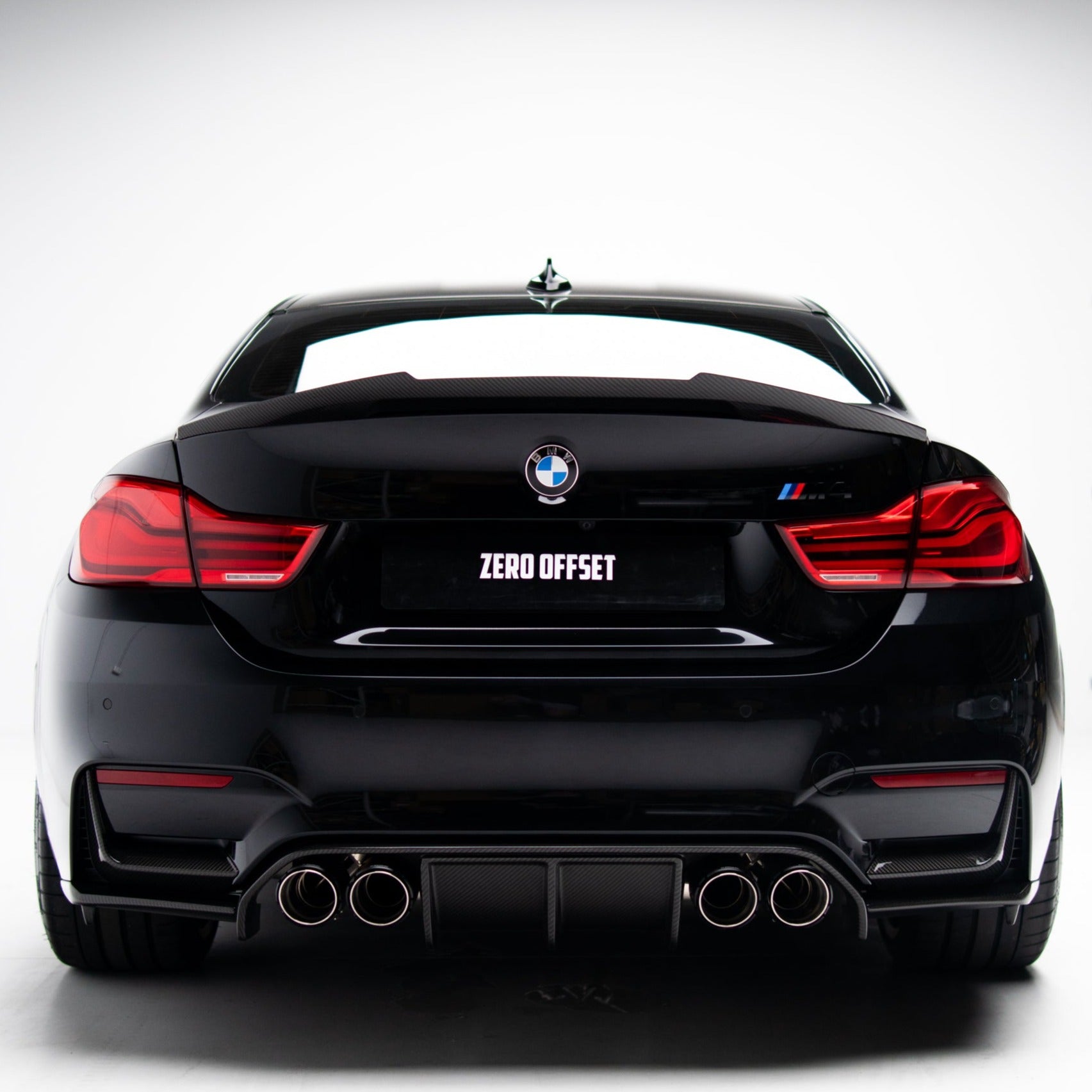 M4 Style Pre Pregged Dry Carbon Fiber Spoiler for BMW M4 F82 2014-2020