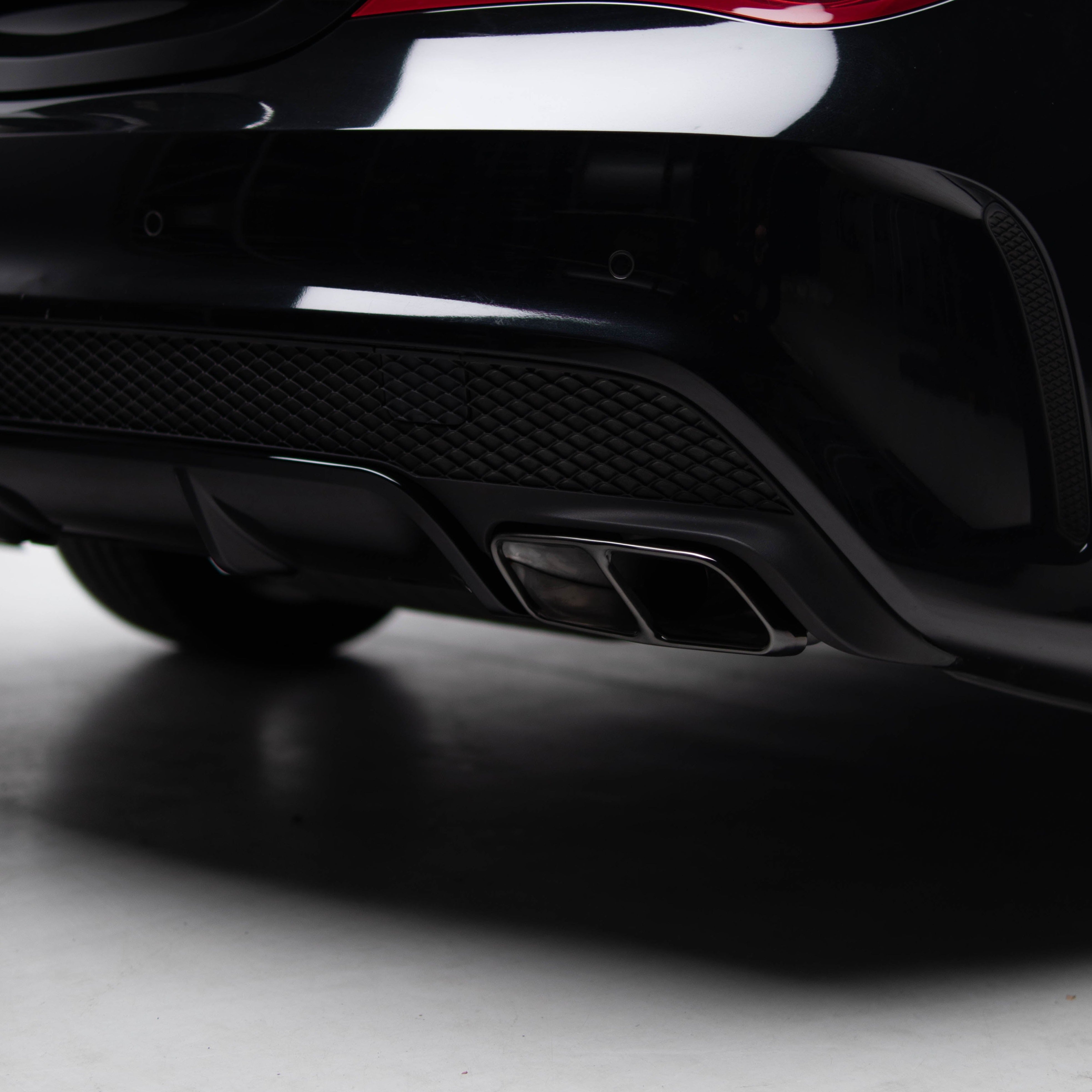 AMG Style Rear Diffuser & Exhaust Tips for Mercedes-Benz CLA Class C117 Coupe / X117 Wagon 2014-2018