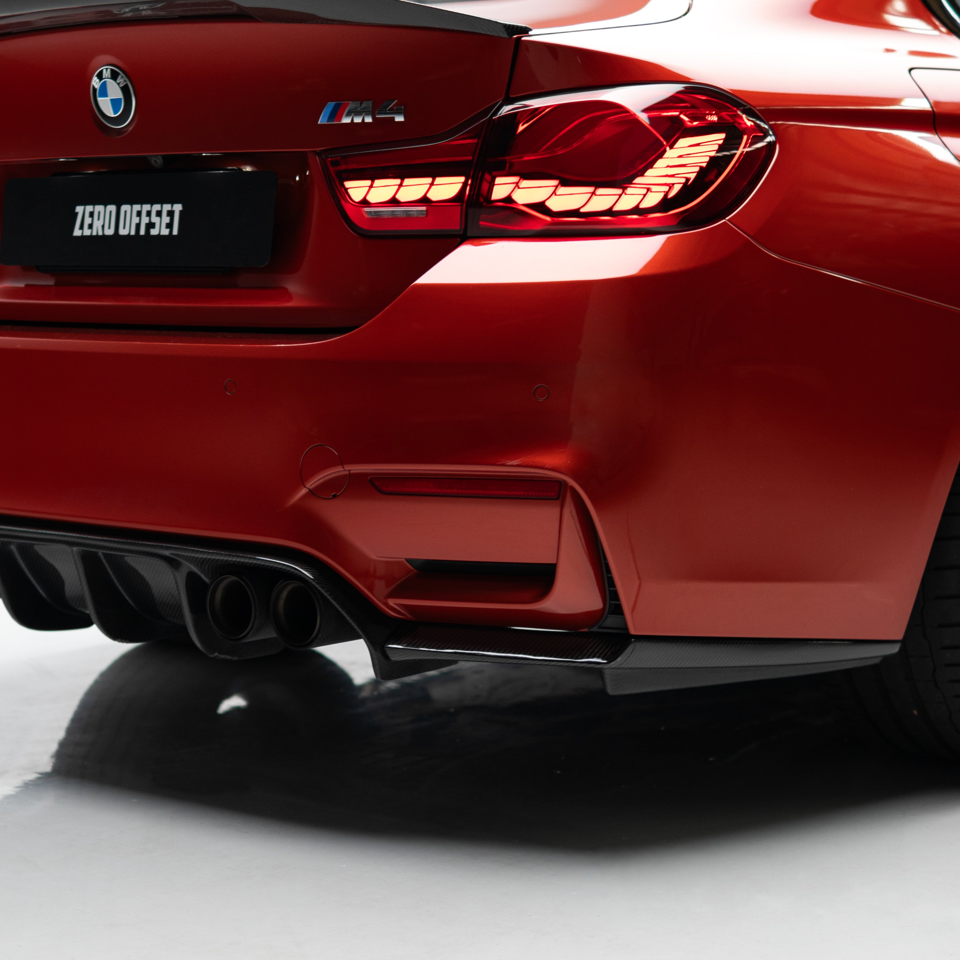 Vorsteiner Style Pre Pregged Carbon Fiber Rear Diffuser for BMW M3 F80 / M4 F82 F83 2014-2020