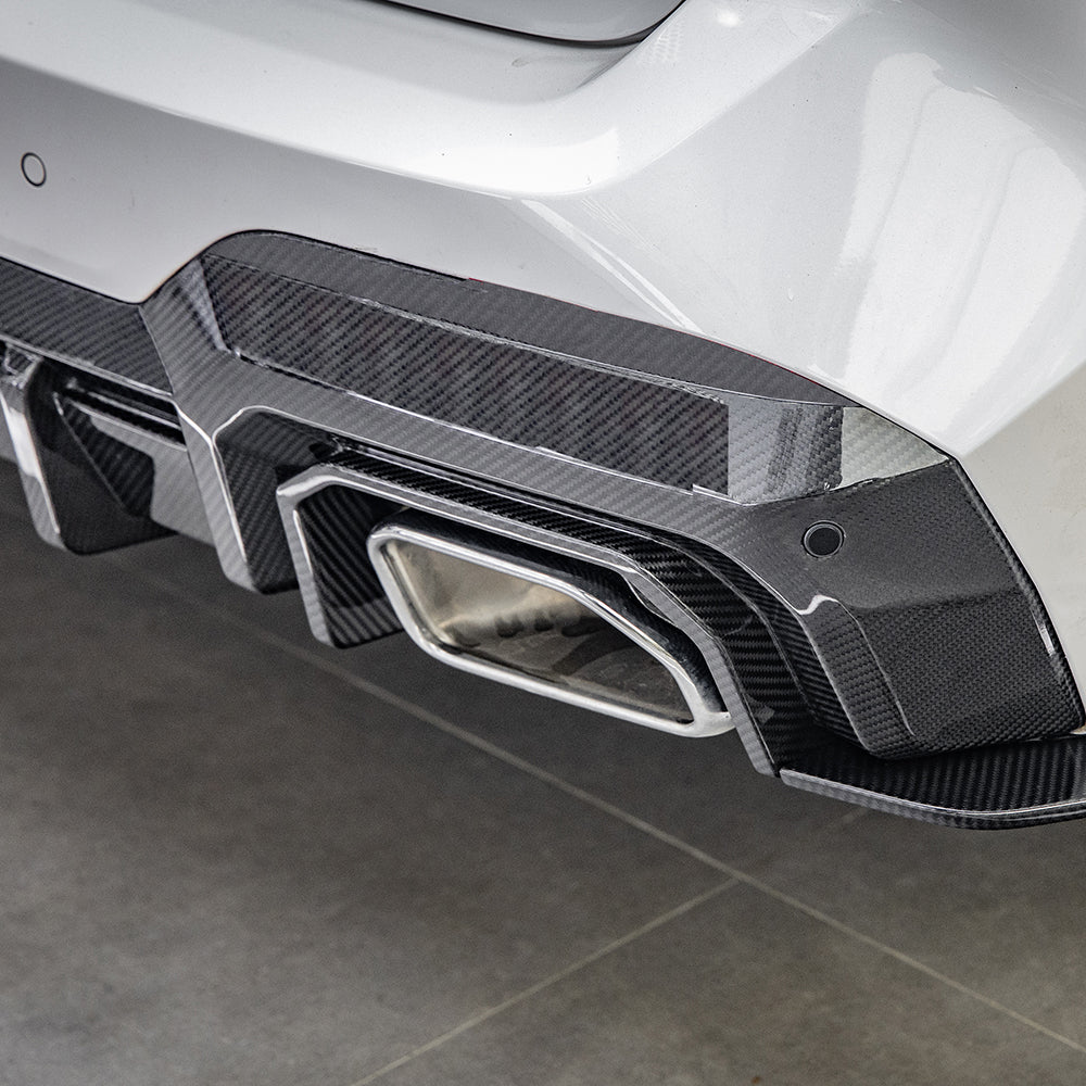 Sooqoo Style Pre Pregged Dry Carbon Rear Diffuser for BMW X3 G01 LCI 2022+