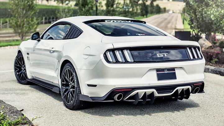 White Mustang S550 FM Front Lip/Side Splitters & Rear Diffuser