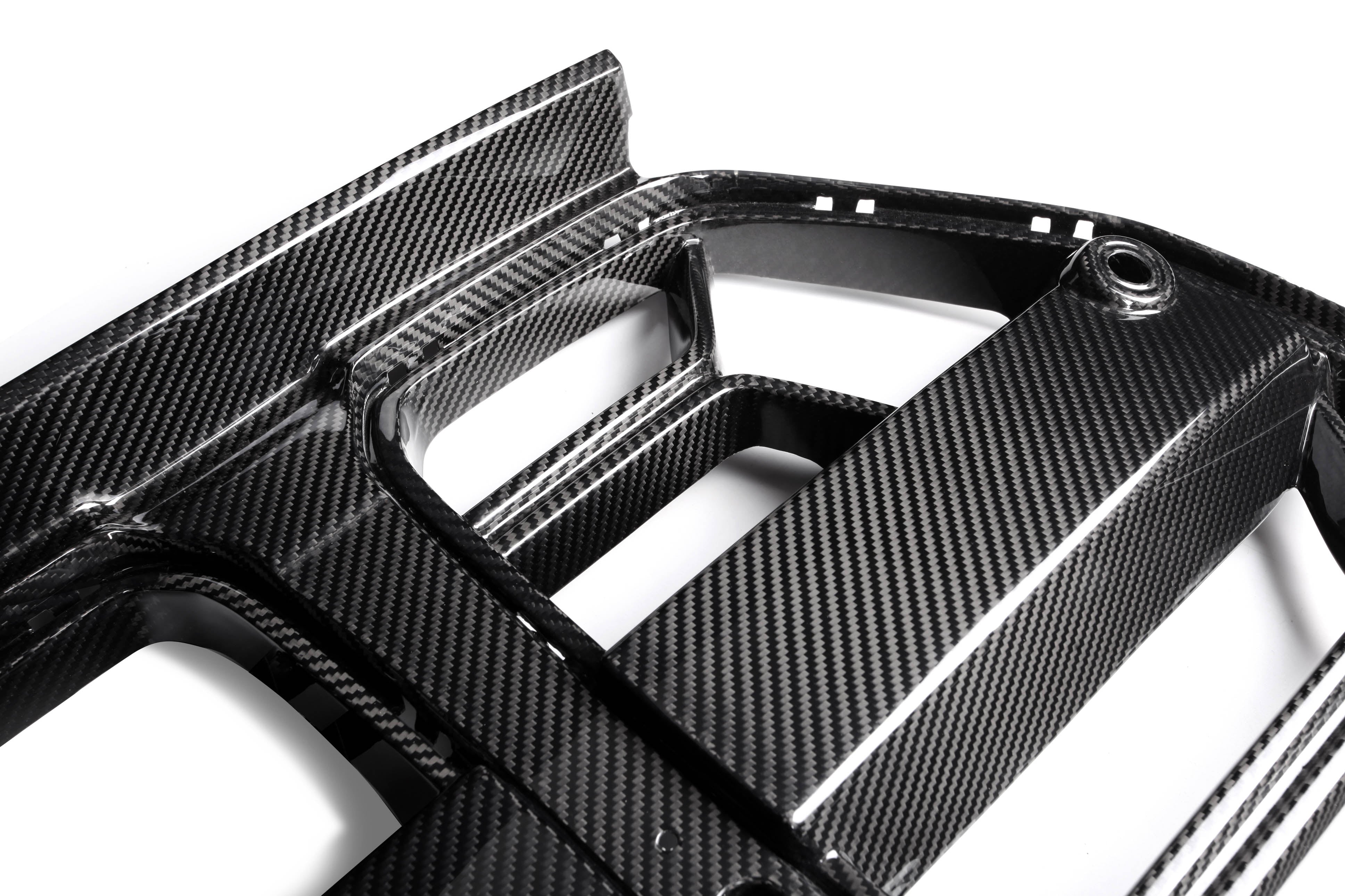 CSL Style Pre Pregged Dry Carbon Grille for BMW M3 G80 G81 / M4 G82 G83 with ACC 2020+